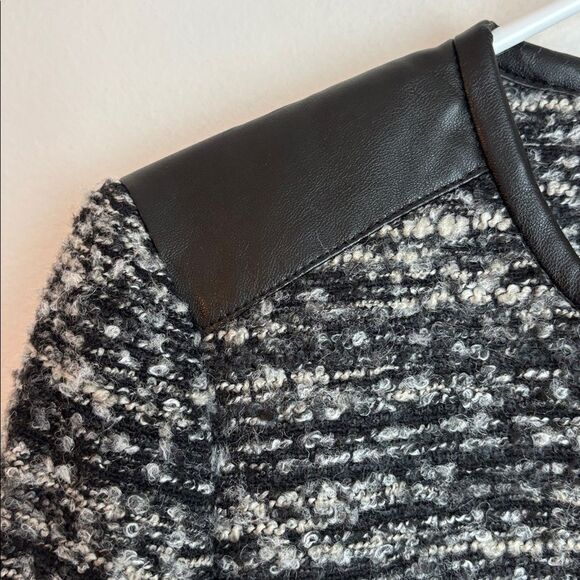 Ann Taylor Wool blend Tweed Day leather Black Gray cropped Blazer Womens 6 NWT - Picture 5 of 14